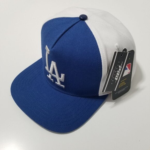 NWT Pro Standard Dodgers Chrome Wool Snapback Size OS - Picture 8 of 12